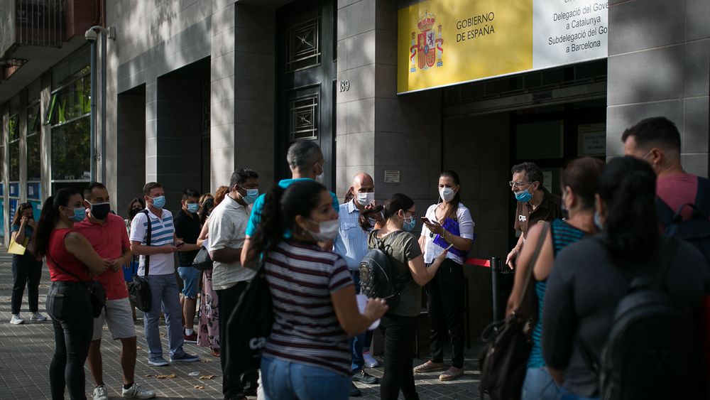 Los solicitantes de protección internacional podrán obtener una autorización de residencia sin renunciar a su estatus